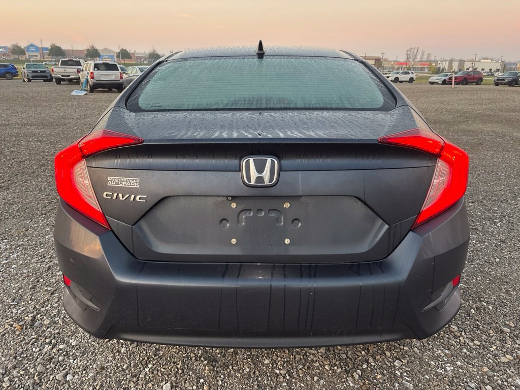 Used 2018 Honda Civic EX image 8