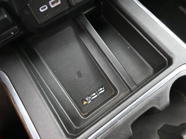 Used 2020 Chevrolet Silverado 2500 High Country w/ Technology Package image 9