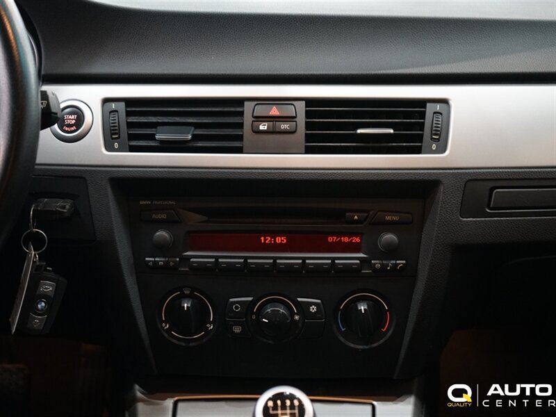 Used 2007 BMW 323i Sedan RWD image 14
