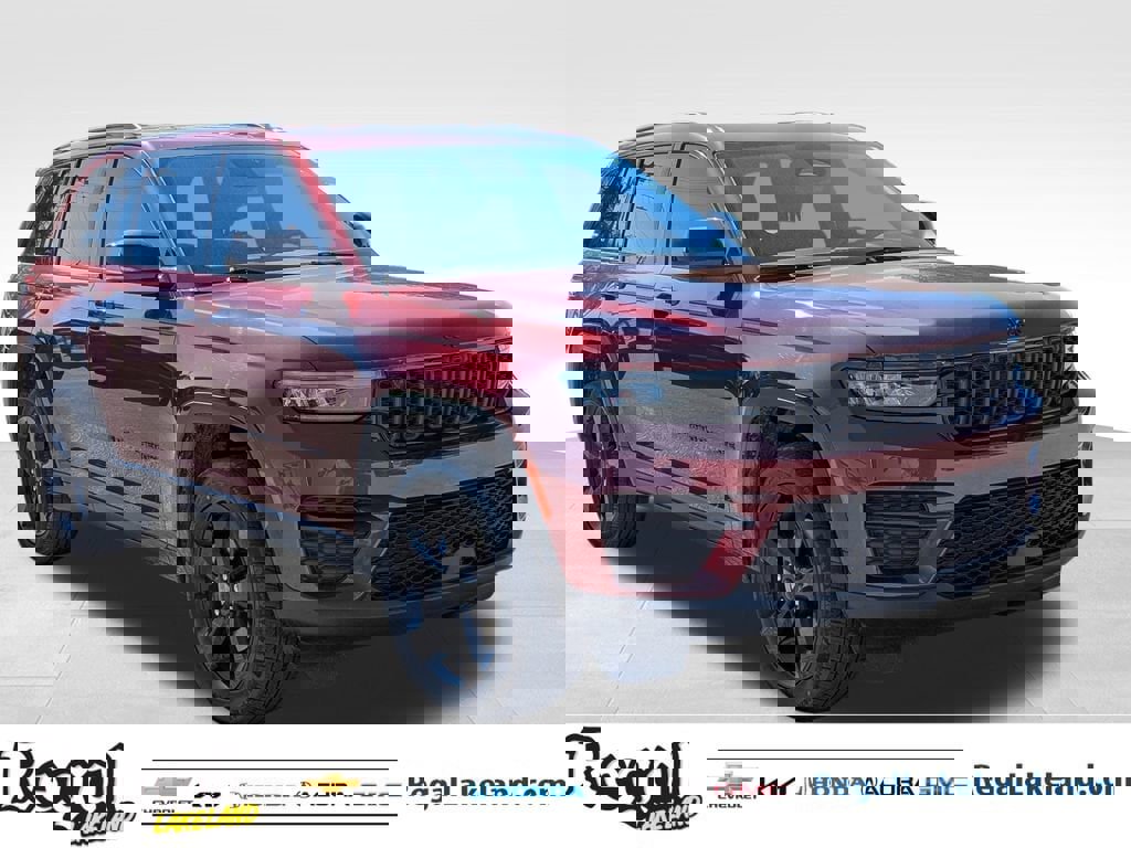 Used 2022 Jeep Grand Cherokee Altitude image 2