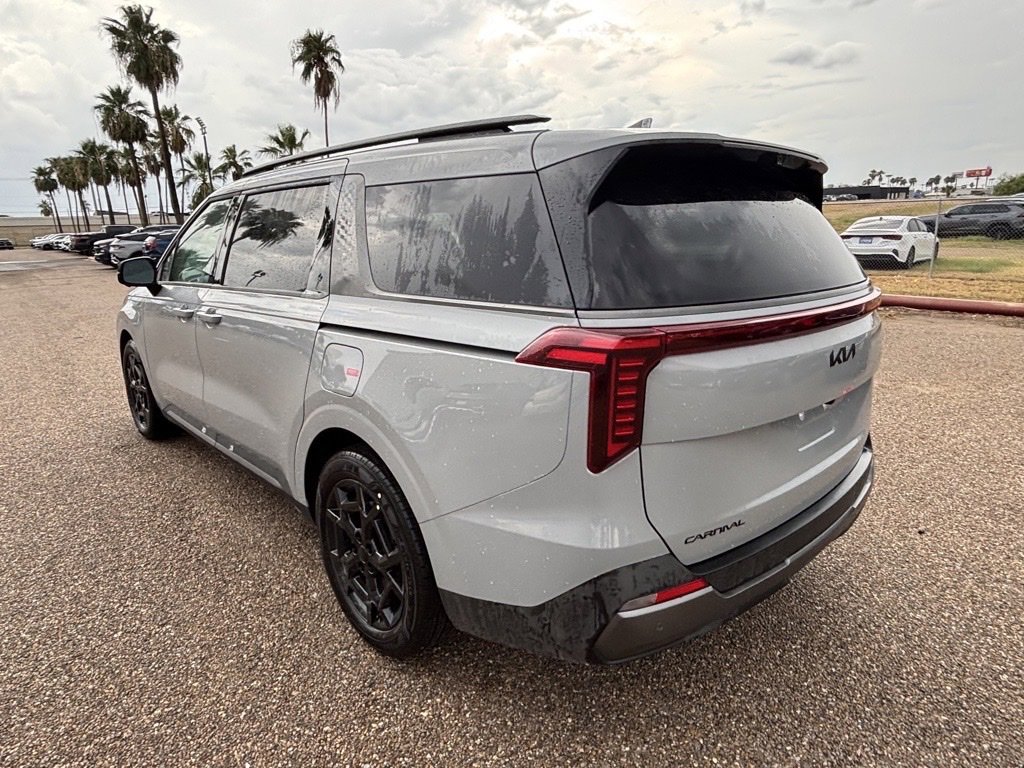 New 2026 Kia Carnival SX w/ SX Dark Edition Package image 5
