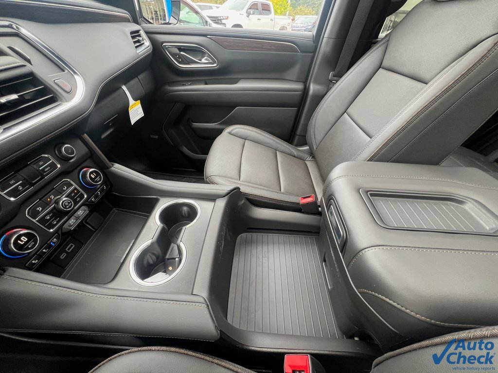 Used 2024 Chevrolet Tahoe High Country w/ Premium Package image 17