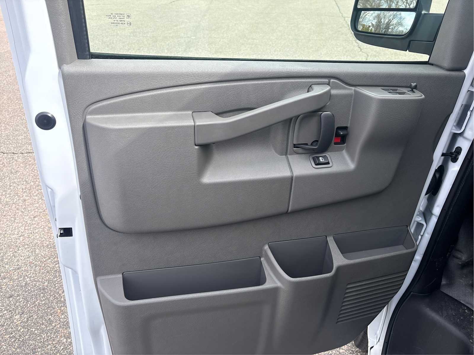New 2025 Chevrolet Express 2500 image 20
