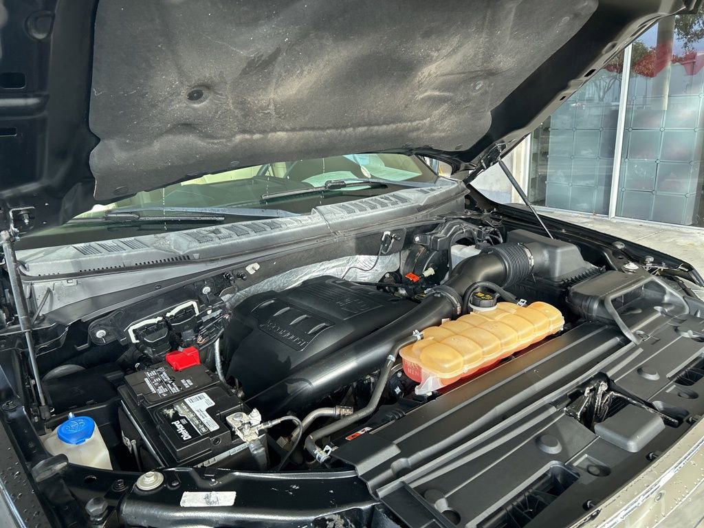 Used 2016 Ford F150 Lariat w/ Equipment Group 502A Luxury image 12