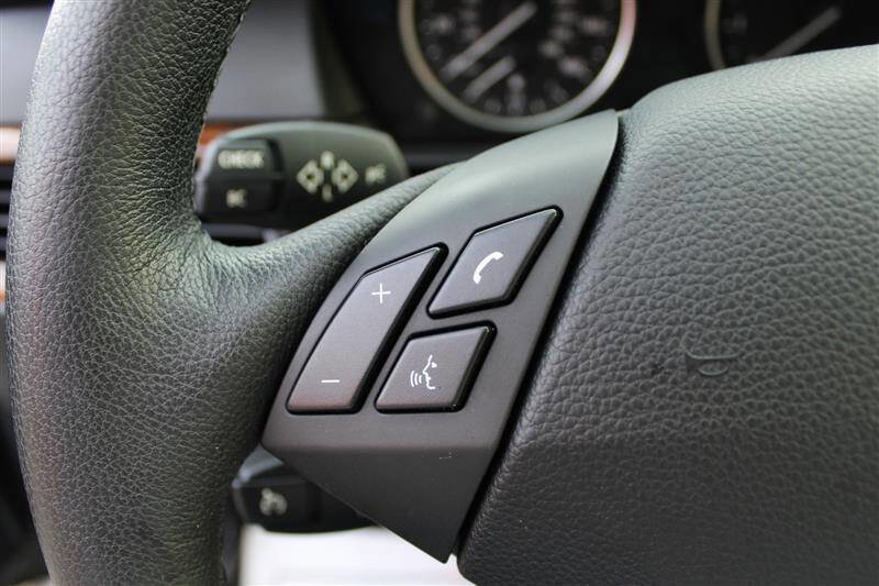 Used 2008 BMW 528xi Sedan image 17