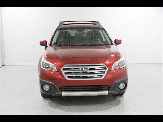 Used 2017 Subaru Outback 3.6R Limited image 2