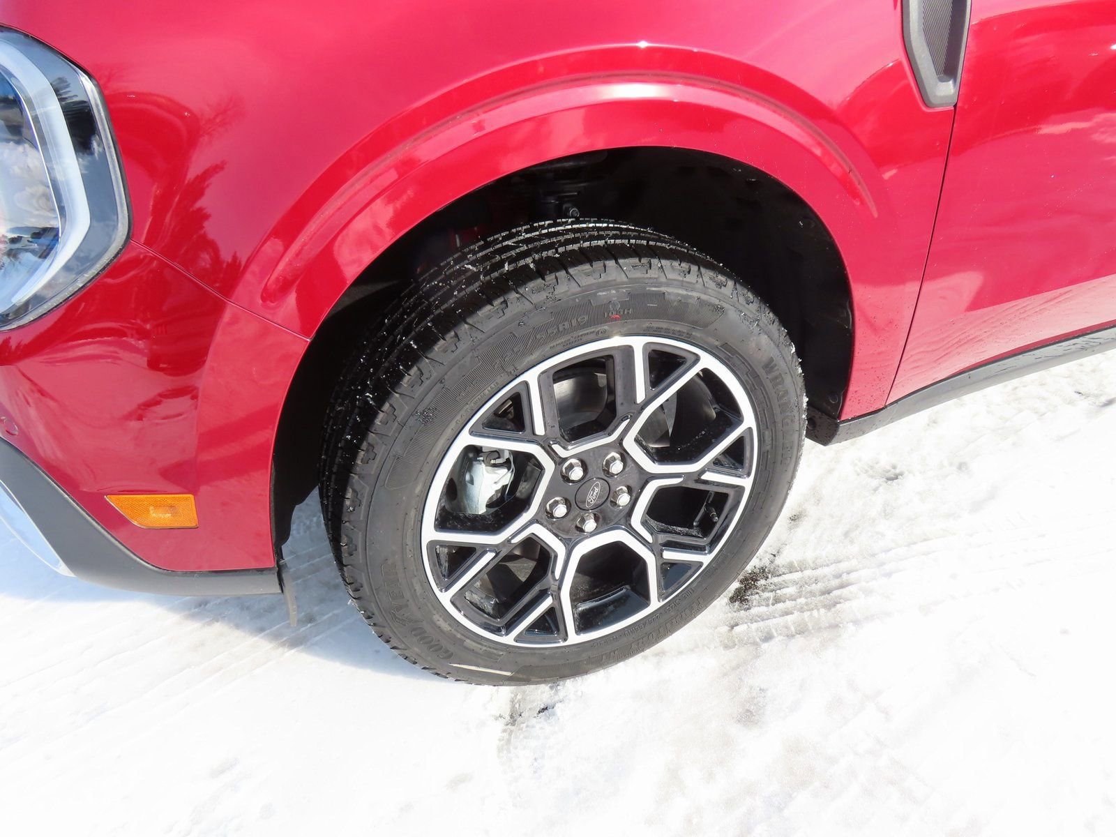 New 2026 Ford Maverick Lariat image 8