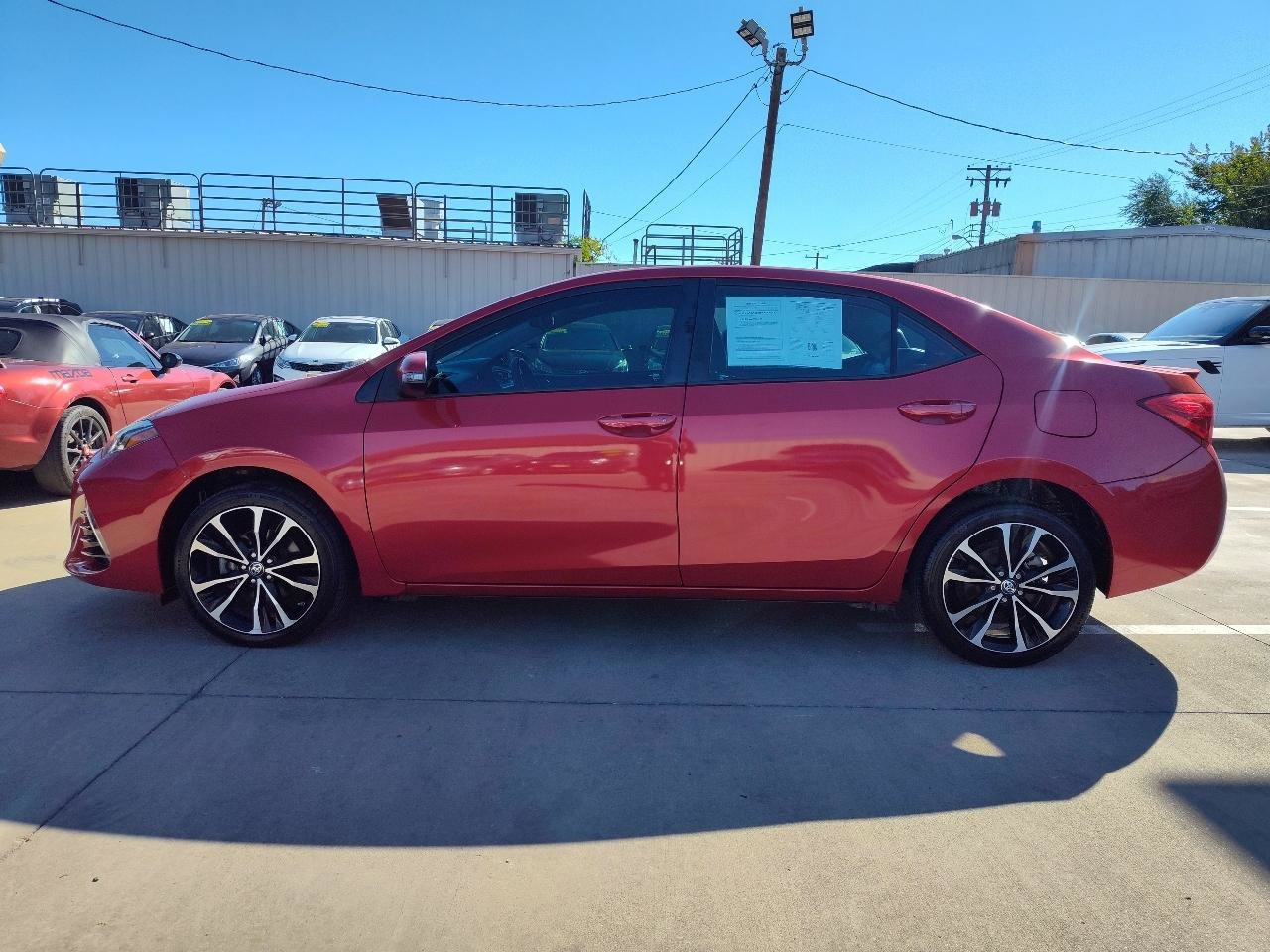 Used 2017 Toyota Corolla SE FWD image 7
