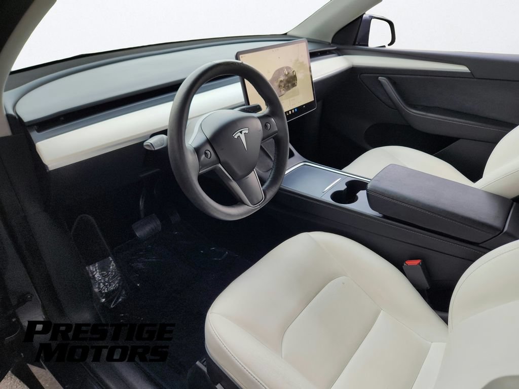 Used 2023 Tesla Model Y Long Range AWD/4WD image 16