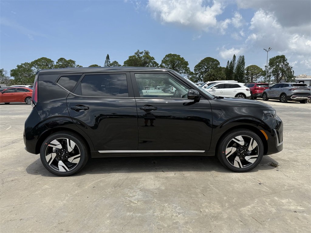 New 2025 Kia Soul GT-Line image 9