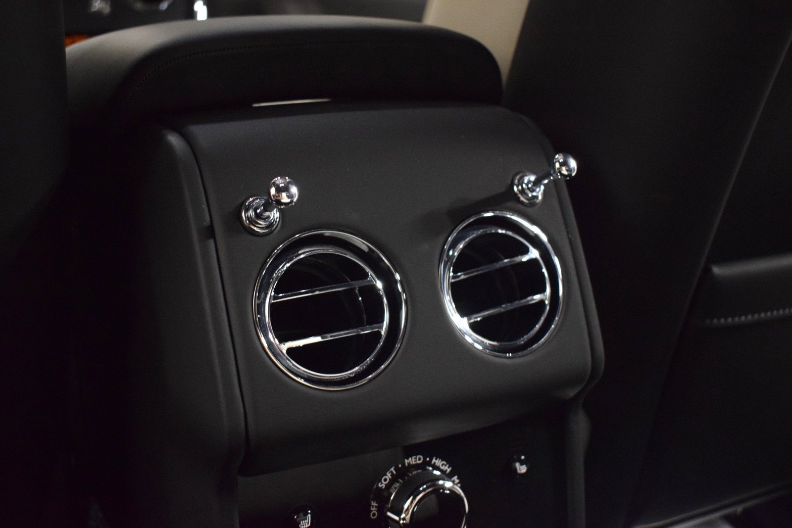 New 2026 Rolls-Royce Cullinan image 21