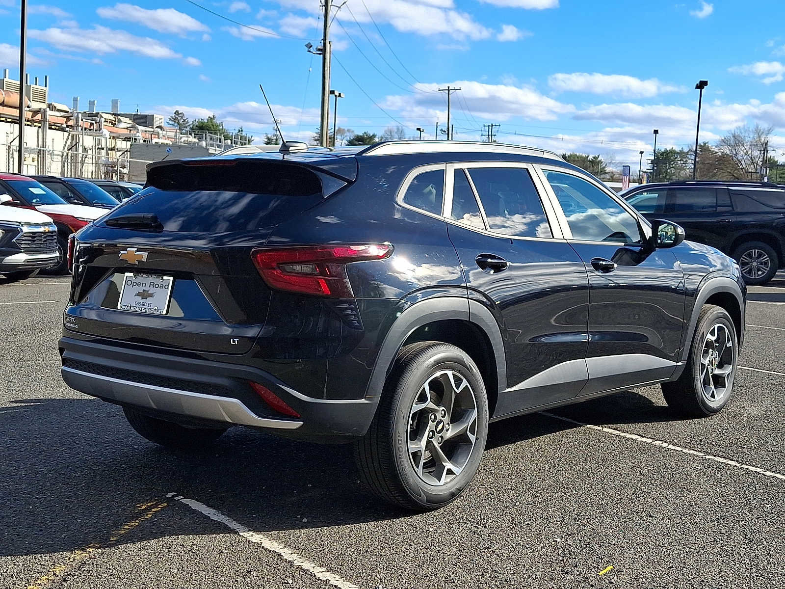 Used 2024 Chevrolet Trax LT w/ Driver Confidence Package image 7