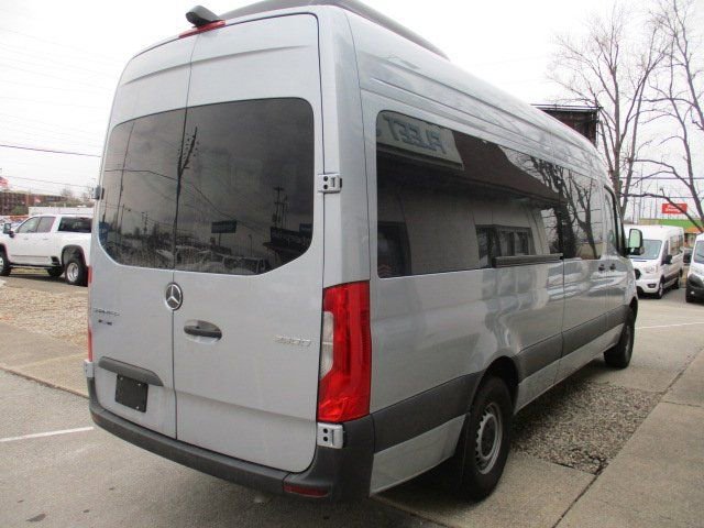 Used 2025 Mercedes-Benz Sprinter 2500 image 6