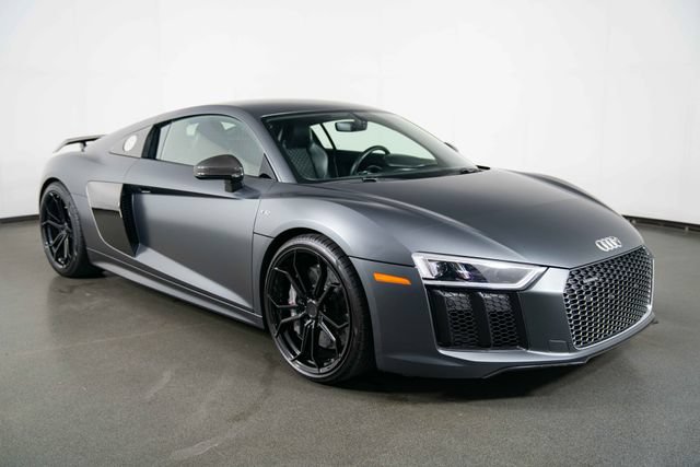 Used 2017 Audi R8 V10 plus AWD/4WD image 2