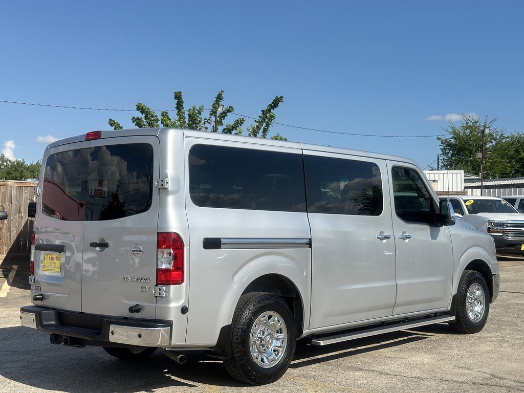 Used 2019 Nissan NV 3500 SV w/ Navigation Package RWD image 6