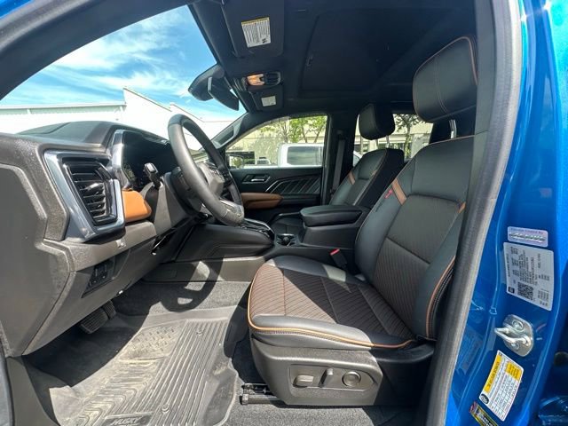 Used 2024 GMC Canyon AT4 w/ AT4 Premium Package AWD/4WD image 25