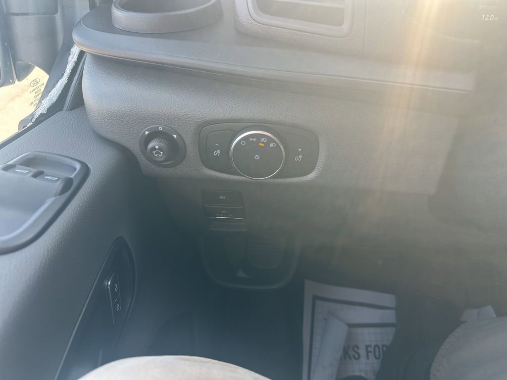 New 2026 Ford Transit 250 148 Medium Roof Extended AWD image 44