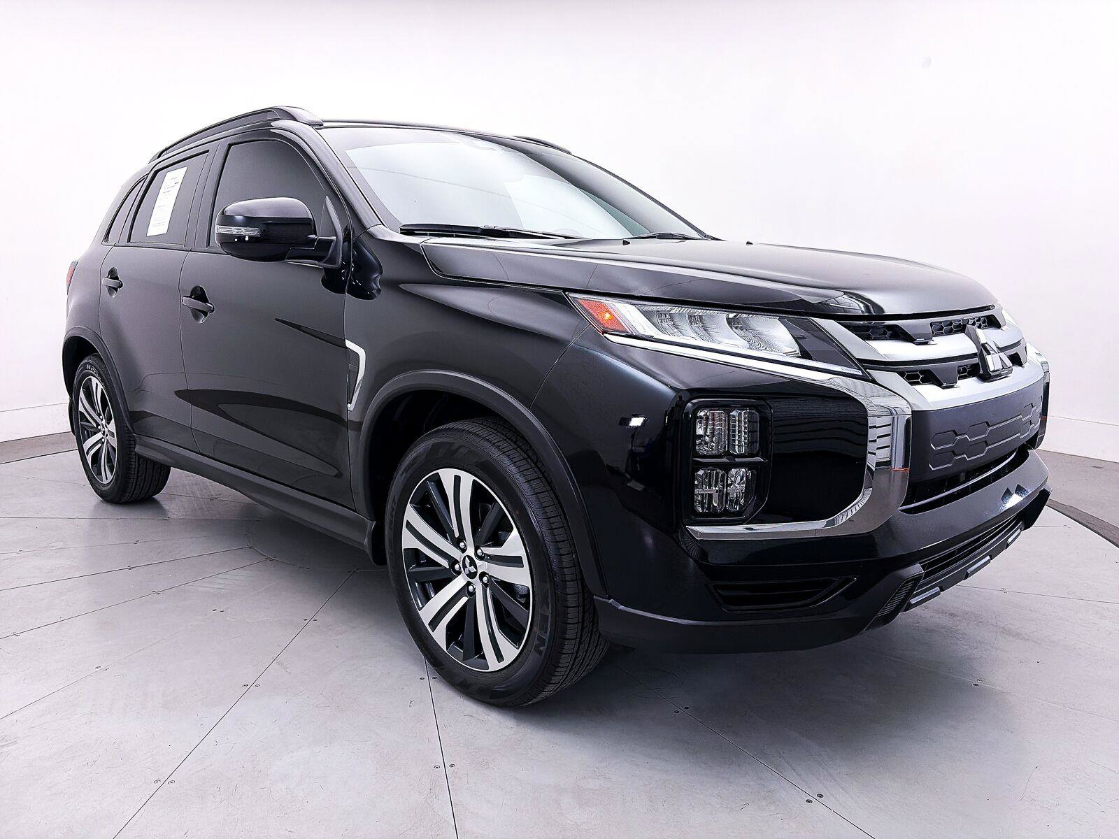 Used 2026 Mitsubishi Outlander Sport SEL AWD/4WD image 9