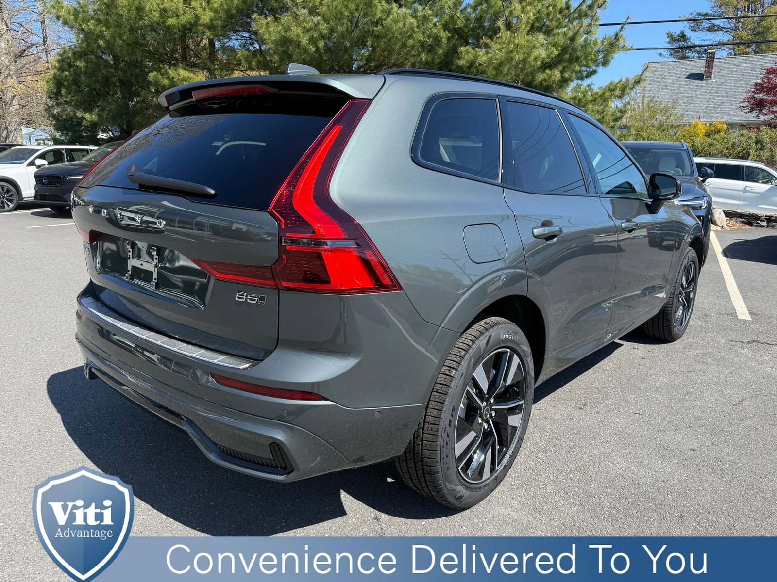 New 2026 Volvo XC60 B5 Plus w/ Protection Package Premier AWD/4WD image 8