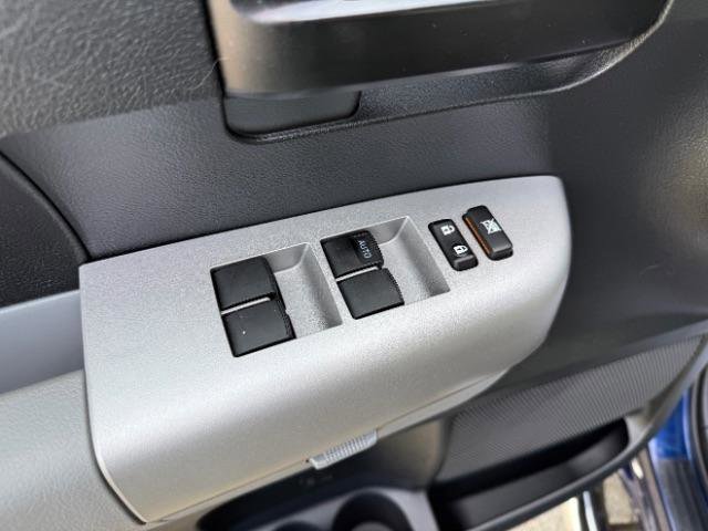 Used 2008 Toyota Tundra 4x4 CrewMax image 22