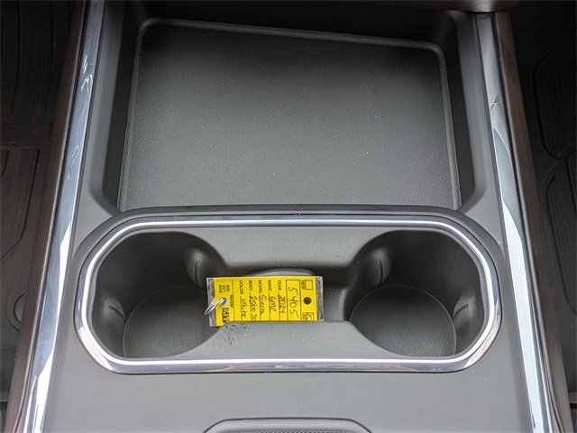 Used 2024 GMC Sierra 2500 SLT w/ SLT Premium Package image 17