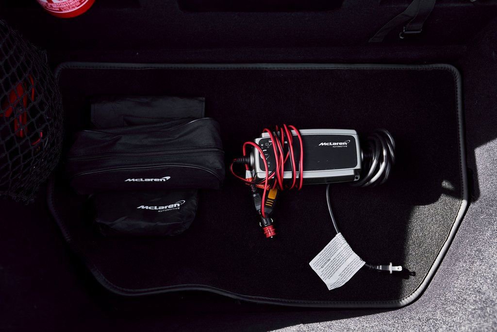 Used 2020 McLaren 720S Spider image 20