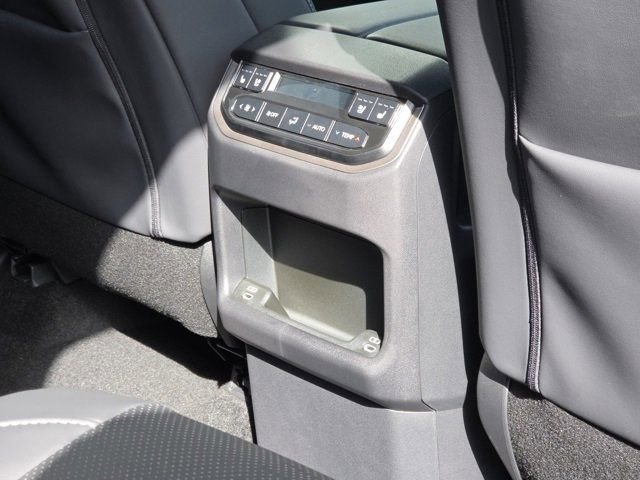 New 2025 Lexus TX 500h AWD image 29