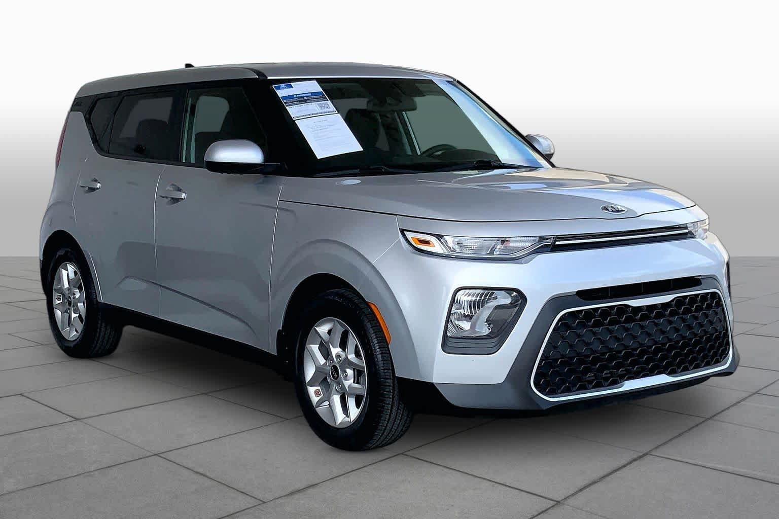 Used 2020 Kia Soul S FWD image 3