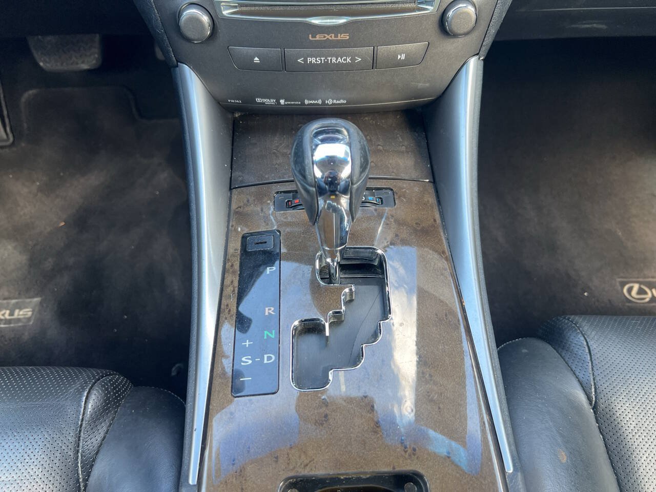 Used 2013 Lexus IS 350C w/ Luxury Pkg RWD image 16