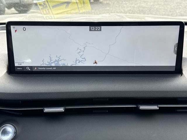 Used 2025 Genesis GV70 3.5T Sport image 4