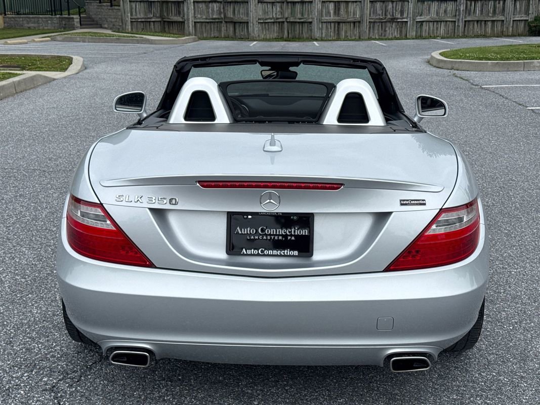 Used 2012 Mercedes-Benz SLK 350 image 7
