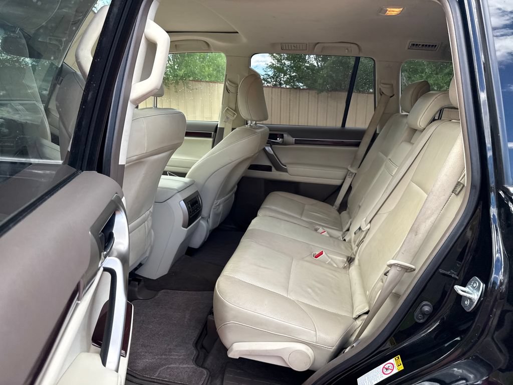 Used 2019 Lexus GX 460 Premium w/ Premium Package AWD/4WD image 22
