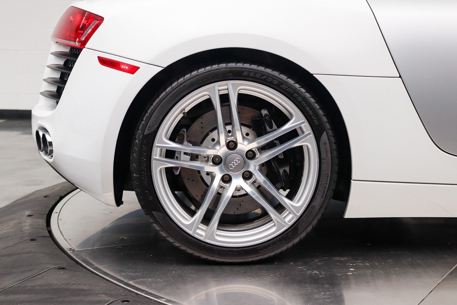 Used 2009 Audi R8 V8 AWD/4WD image 15