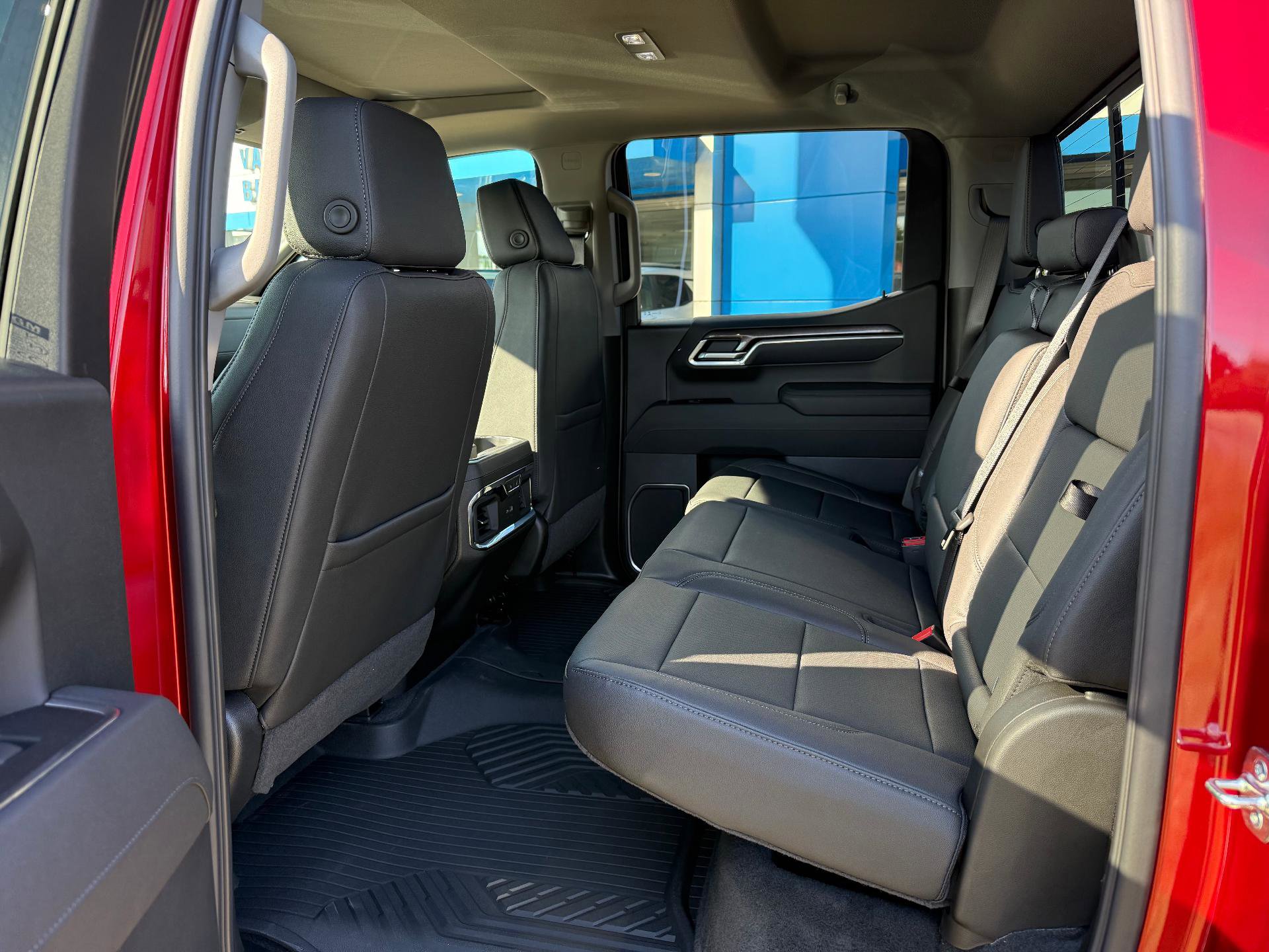 New 2026 Chevrolet Silverado 1500 LTZ w/ LTZ Premium Package image 12