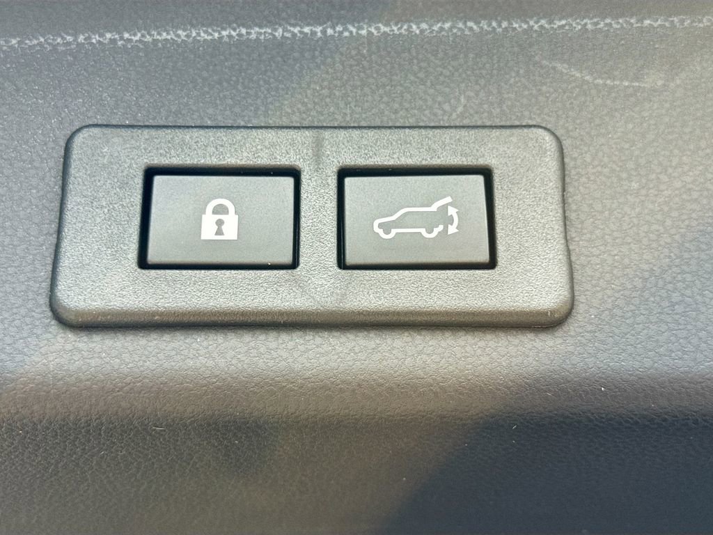 New 2026 Subaru Ascent Limited AWD/4WD image 33