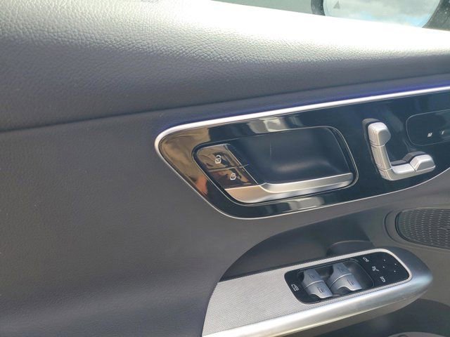 Certified 2025 Mercedes-Benz GLC 300 image 15