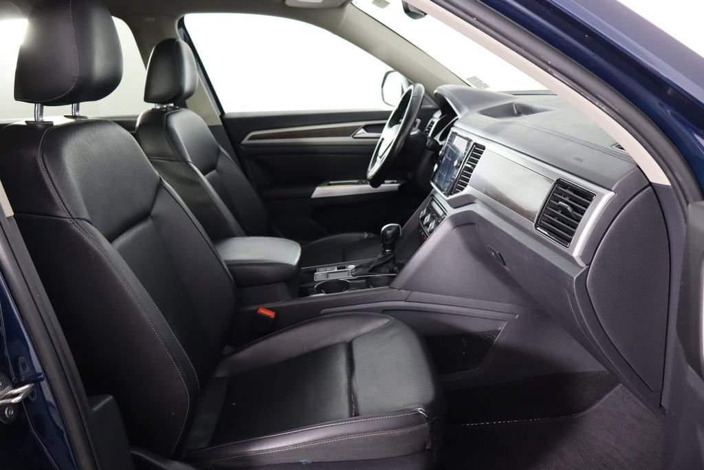 Used 2018 Volkswagen Atlas SEL FWD image 19