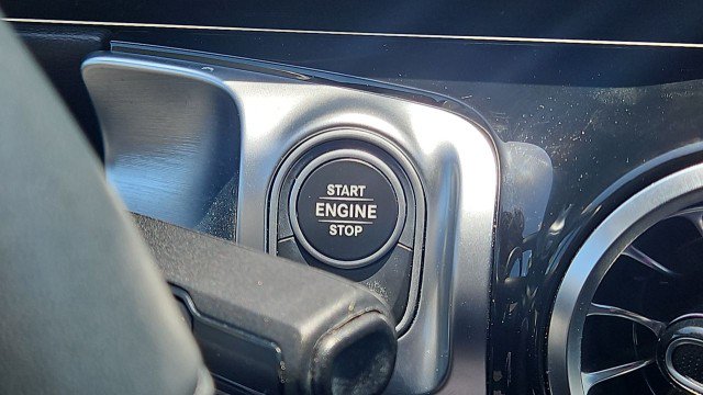 Used 2023 Mercedes-Benz GLB 250 image 16