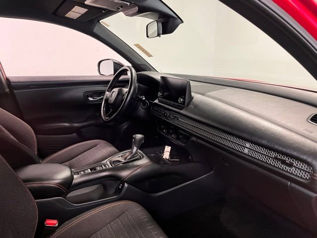 Used 2025 Honda HR-V Sport image 11
