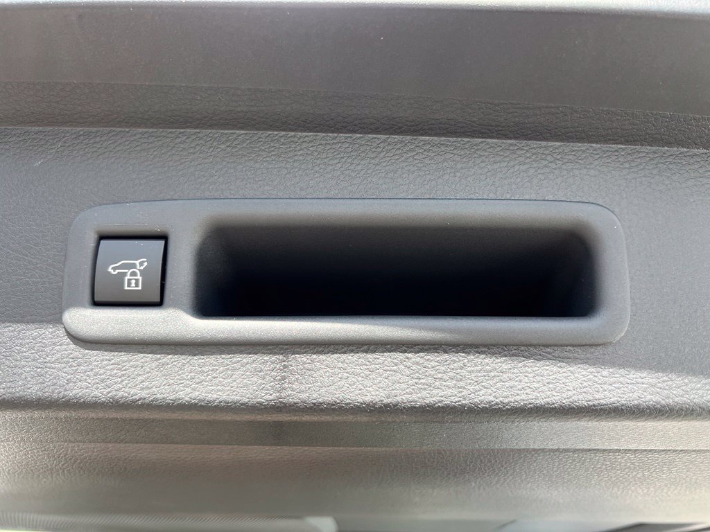 New 2026 Toyota Sienna XSE AWD/4WD image 37