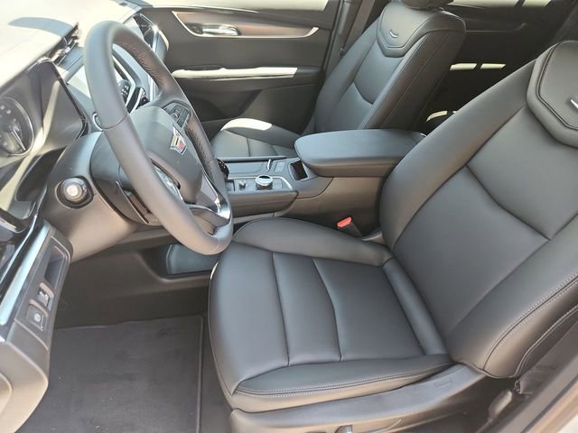 New 2025 Cadillac XT6 Luxury AWD/4WD image 16