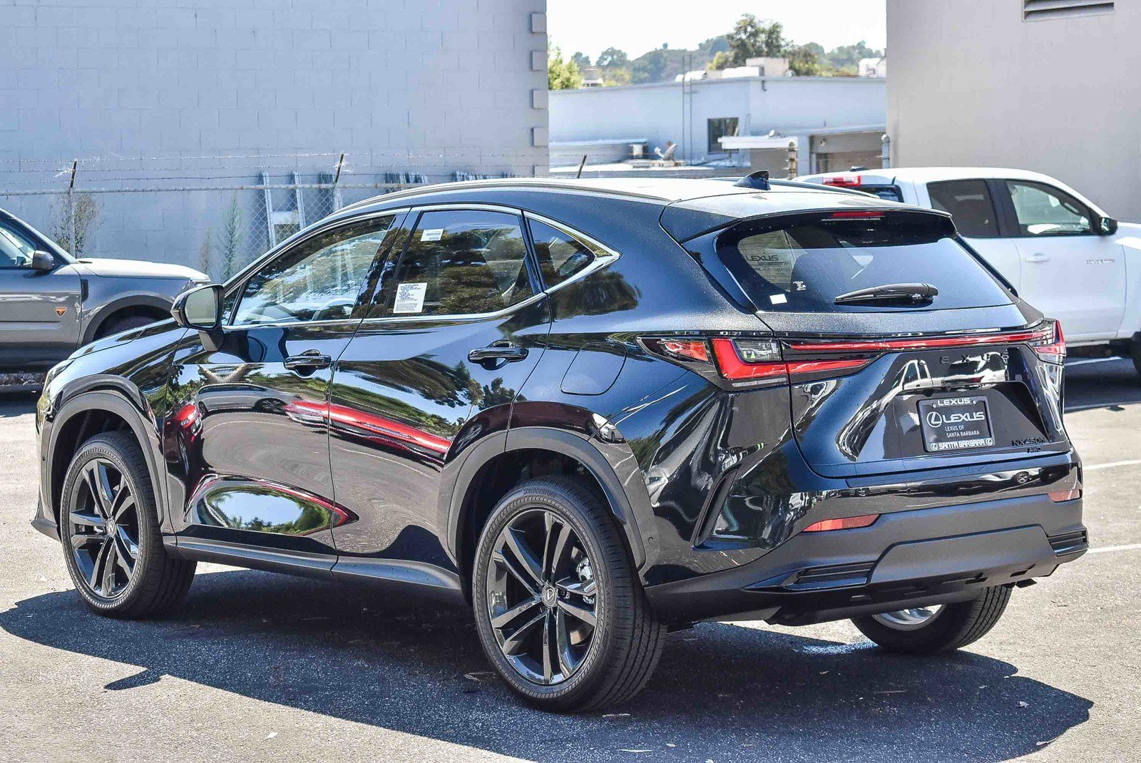 New 2025 Lexus NX 450h+ AWD w/ Luxury Package image 4