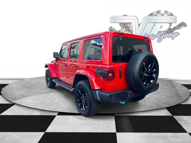 Used 2024 Jeep Wrangler Unlimited Sahara w/ Technology Group AWD/4WD image 5