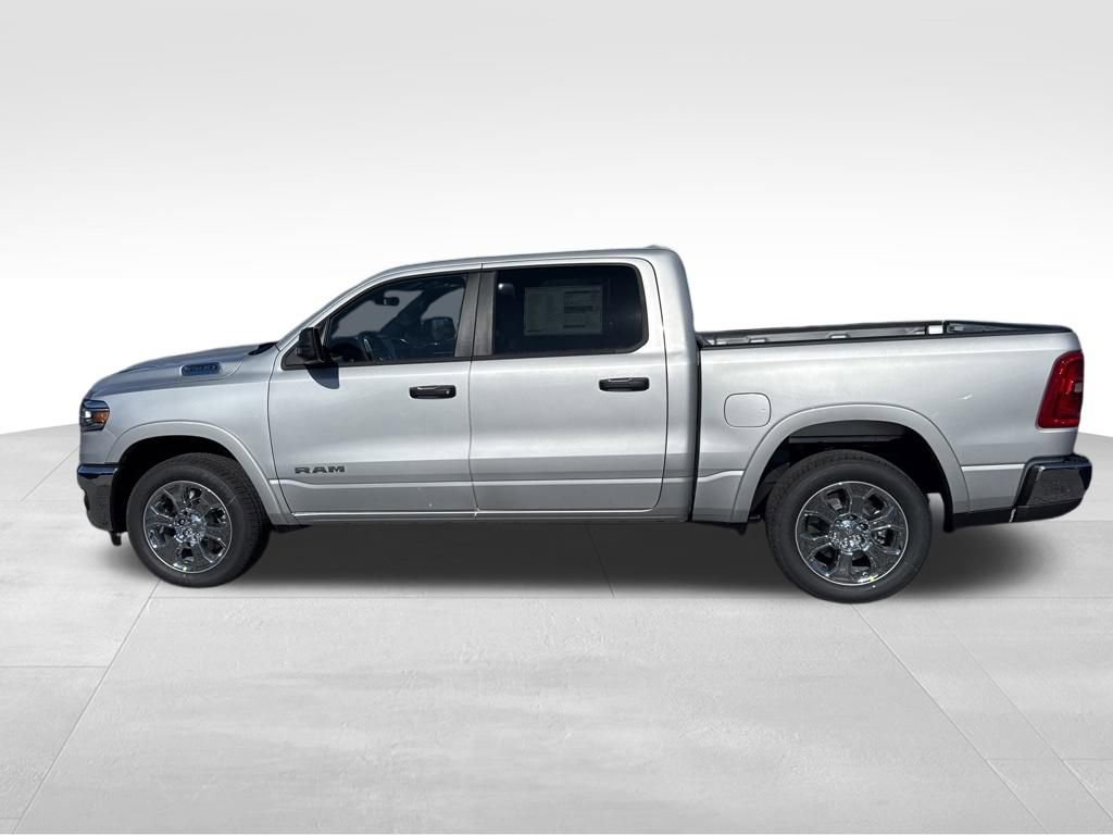 New 2026 RAM 1500 4x4 Crew Cab image 2