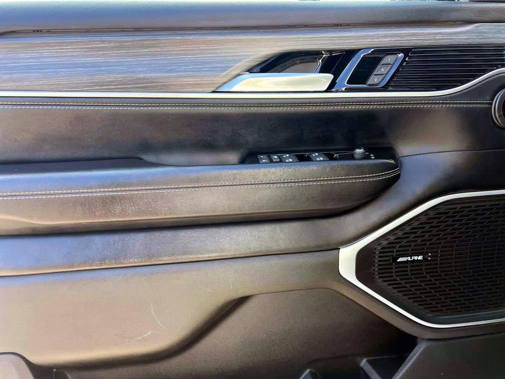 Certified 2024 Jeep Wagoneer Series II image 17