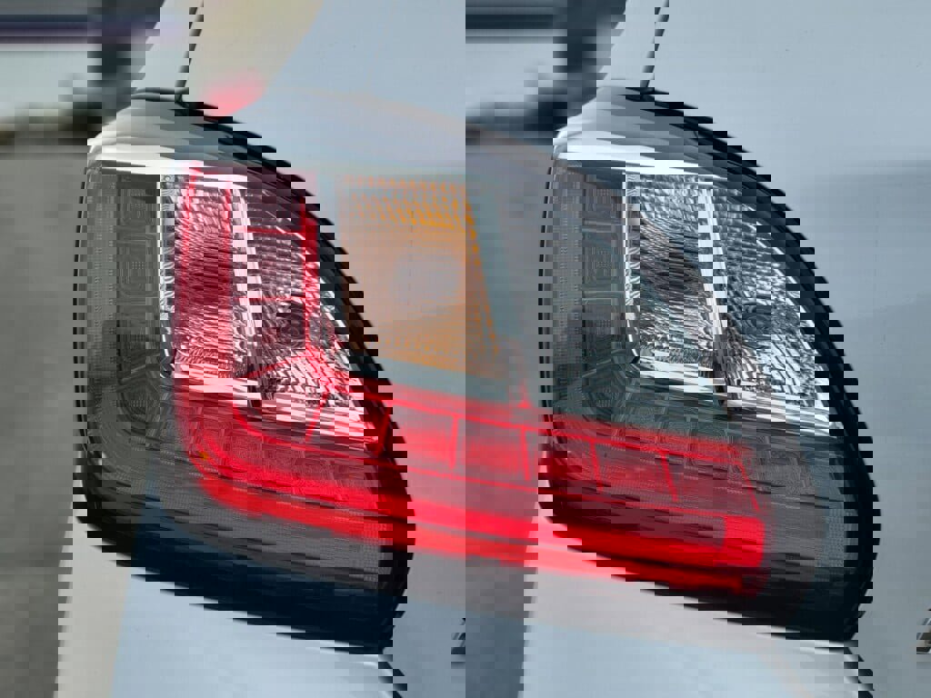 New 2024 Mitsubishi Mirage SE image 9