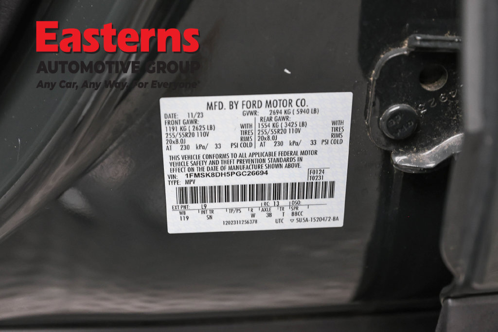 Used 2023 Ford Explorer XLT w/ Equipment Group 202A AWD/4WD image 41
