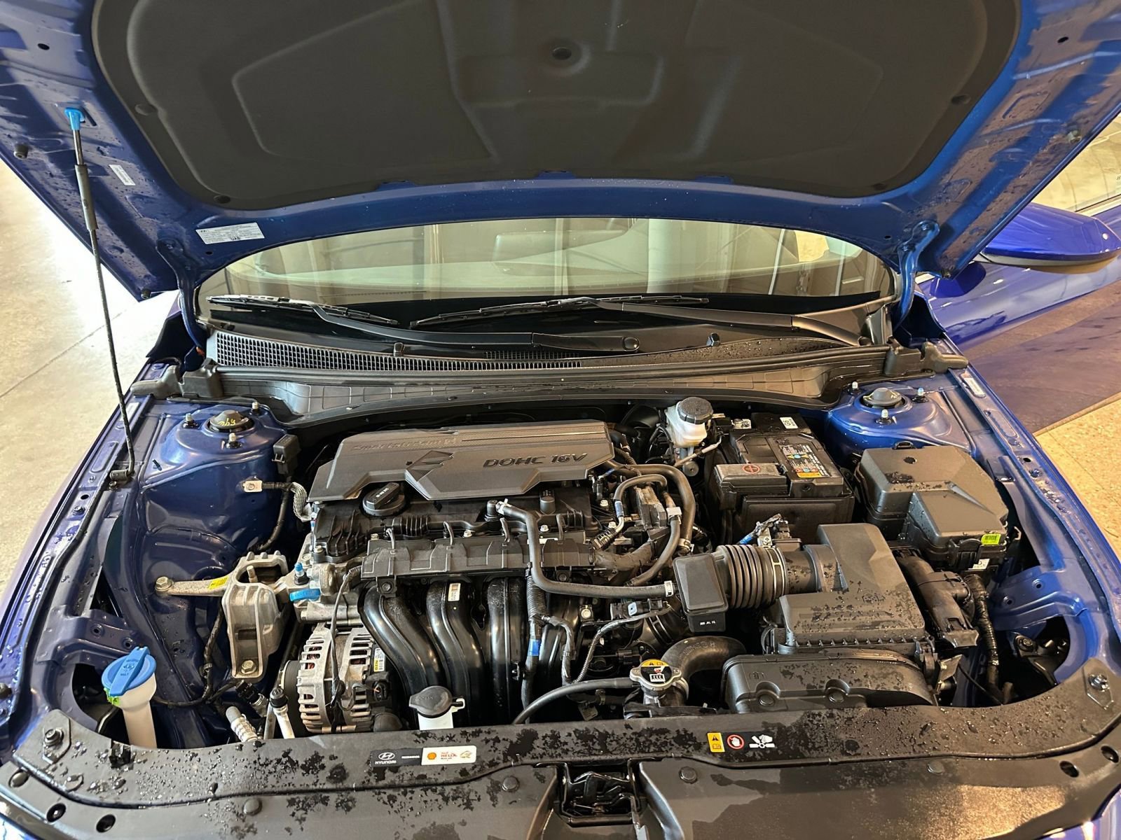 Used 2025 Hyundai Elantra SEL image 32