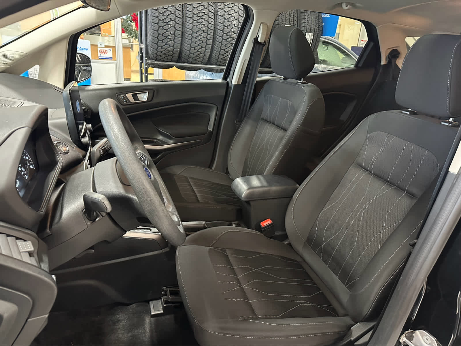 Used 2022 Ford EcoSport SE w/ SE Convenience Package image 19