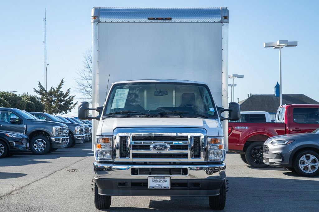 Certified 2023 Ford E-450 and Econoline 450 Super Duty w/ Power Windows & Locks Group image 2